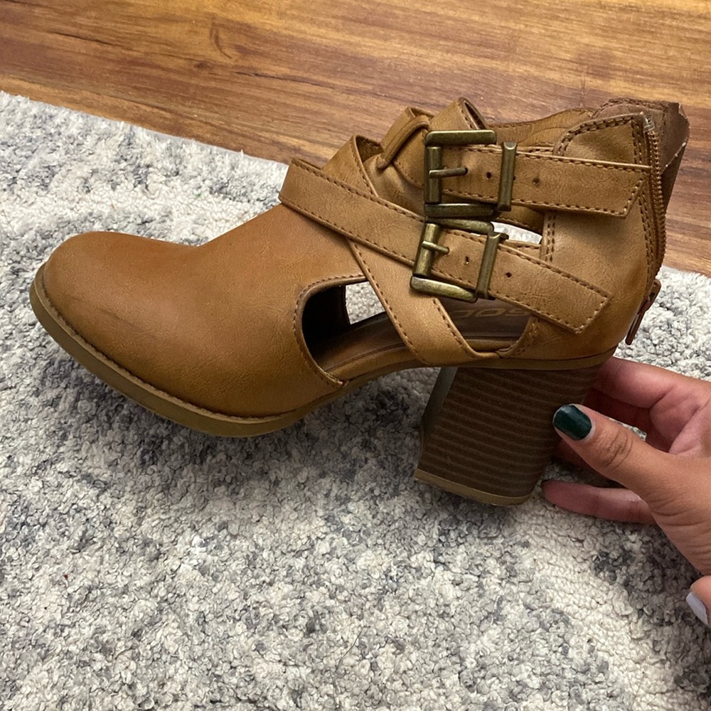 Booties tan